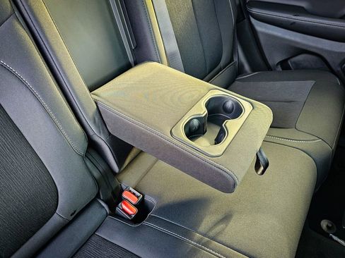 New 2025 Jeep Grand Cherokee Laredo X w/ Luxury Tech Group I image 38