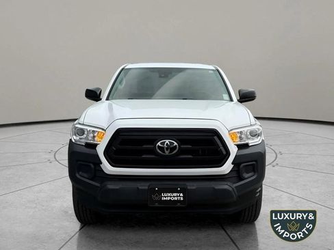 Used 2022 Toyota Tacoma SR image 2
