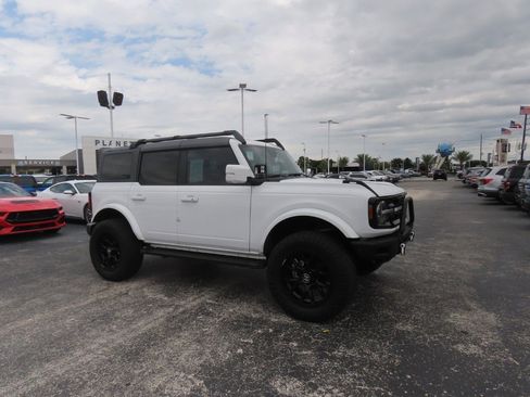 Certified 2023 Ford Bronco Outer Banks AWD/4WD image 6