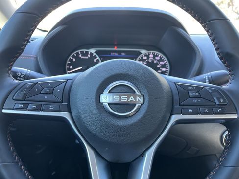 Certified 2025 Nissan Sentra SR image 8