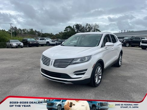 Used 2017 Lincoln MKC Select w/ Select Plus Package image 7
