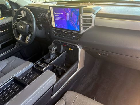 Used 2024 Toyota Tundra Limited w/ Power Package AWD/4WD image 19
