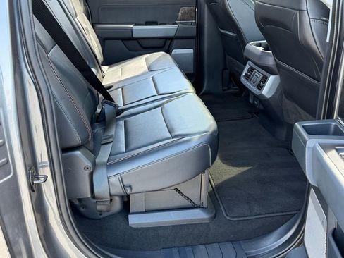Used 2024 Ford F350 Lariat w/ Lariat Ultimate Package AWD/4WD image 23