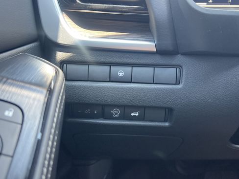 New 2026 Nissan Rogue Platinum AWD/4WD image 12