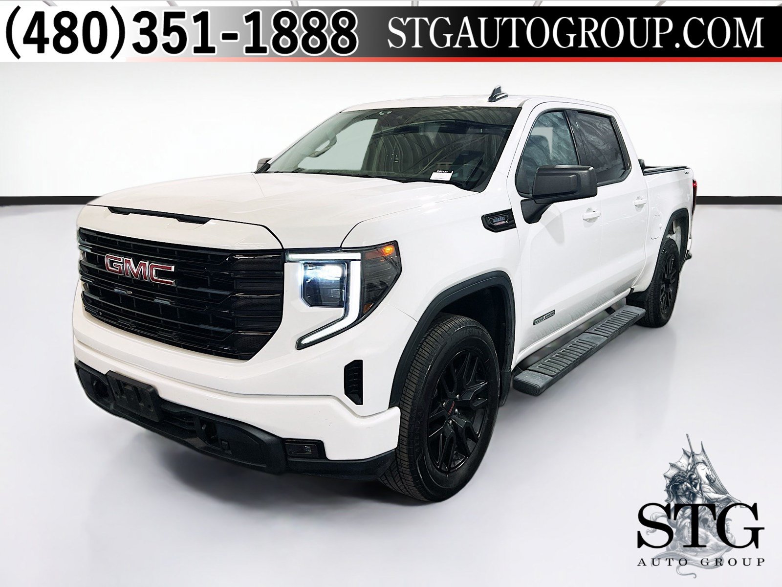 Used 2023 GMC Sierra 1500 Elevation AWD/4WD image 1