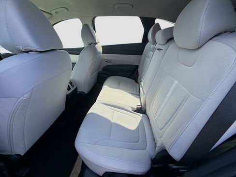 New 2026 Hyundai Tucson SEL image 18