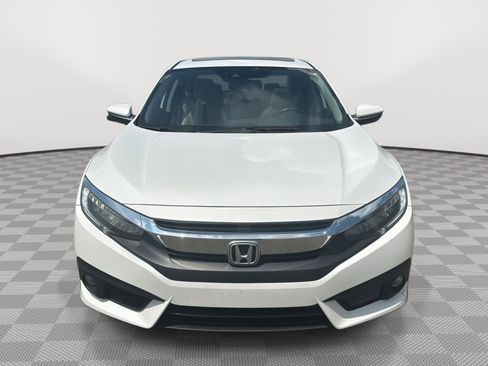 Used 2017 Honda Civic Touring image 21