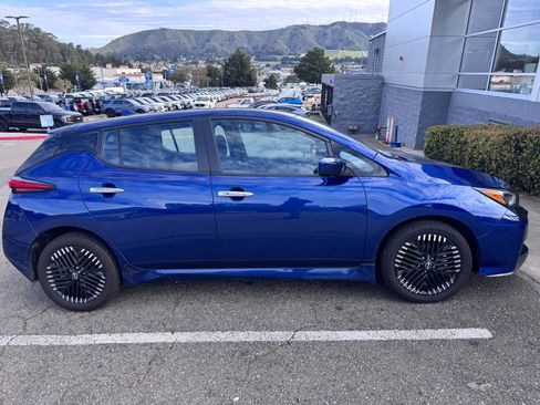 Used 2024 Nissan Leaf SV Plus image 7