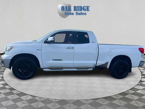 Used 2011 Toyota Tundra 2WD Double Cab w/ SR5 Pkg image 8