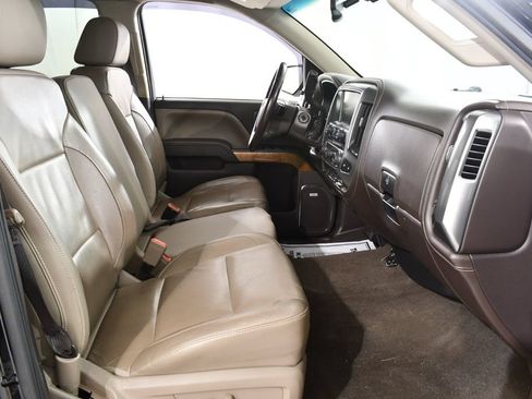 Used 2017 Chevrolet Silverado 1500 LTZ w/ Sport Package AWD/4WD image 10