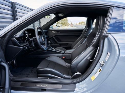 Used 2023 Porsche 911 GT3 w/ Chrono Package RWD image 27