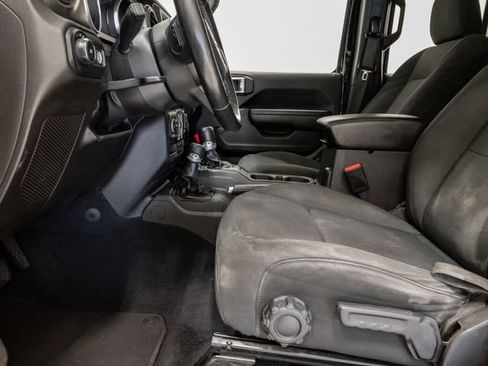 Used 2023 Jeep Wrangler Unlimited Sport AWD/4WD image 9