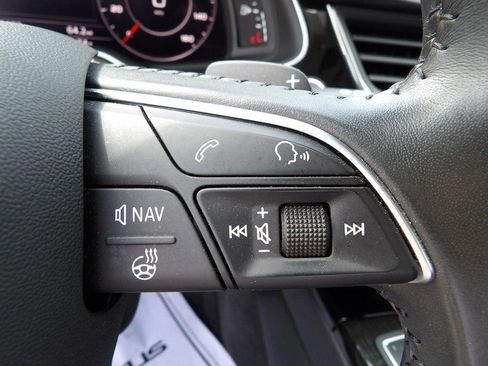 Used 2019 Audi Q7 3.0T Premium Plus w/ Premium Plus Package AWD/4WD image 17