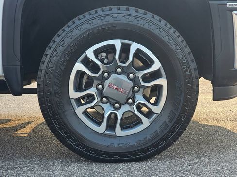 Certified 2024 GMC Sierra 3500 SLE w/ SLE Convenience Package AWD/4WD image 16