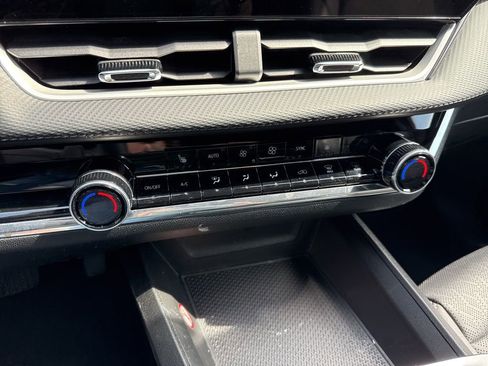 Used 2026 Chevrolet Equinox LT w/ Convenience Package II image 12