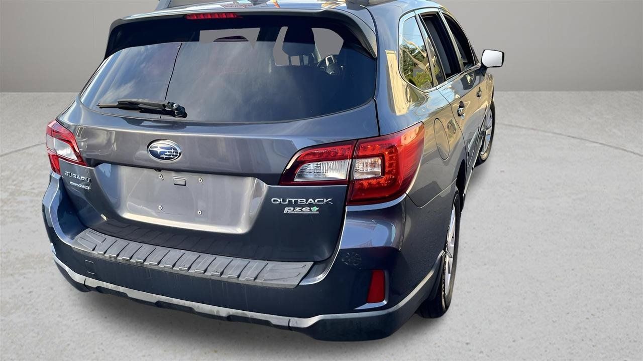 Used 2016 Subaru Outback 2.5i Premium AWD/4WD image 6