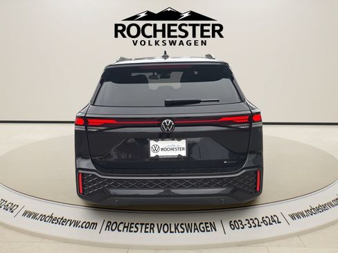 Used 2026 Volkswagen Tiguan SE R-Line AWD/4WD image 6