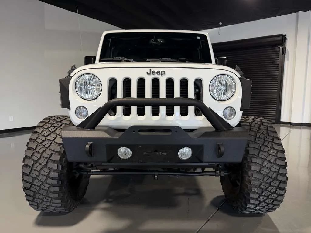 Used 2017 Jeep Wrangler Unlimited Sport w/ Quick Order Package 24S AWD/4WD image 2