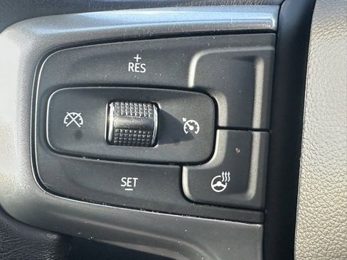 Used 2020 Chevrolet Silverado 2500 LTZ image 36