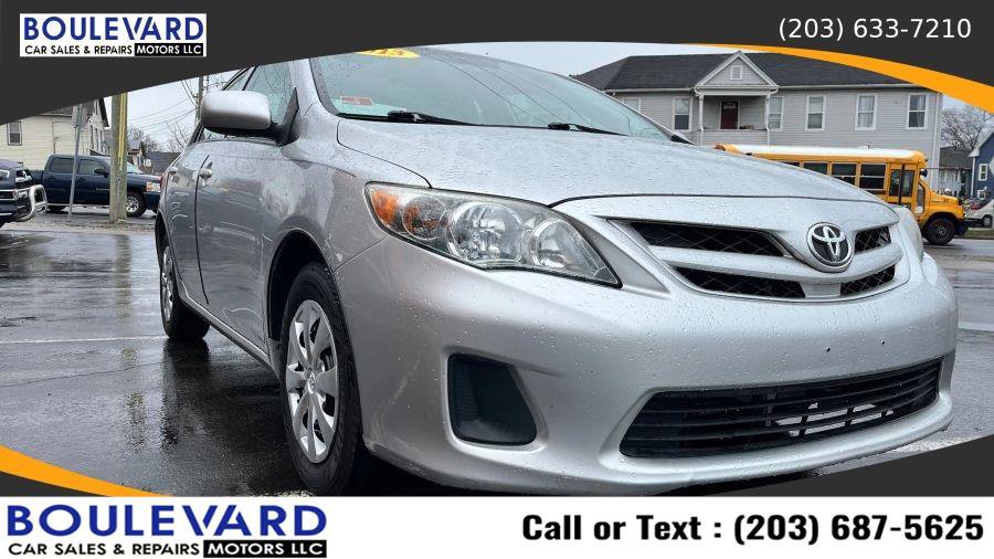 Used 2013 Toyota Corolla L FWD image 1