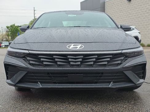 New 2026 Hyundai Elantra SEL Sport Premium FWD image 11