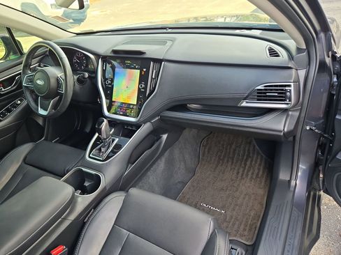 Used 2024 Subaru Outback Limited image 30