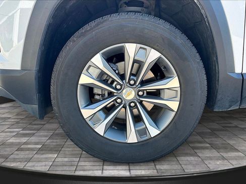 Certified 2025 Chevrolet Equinox LT w/ Convenience Package II image 22