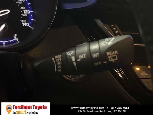 Used 2021 Toyota C-HR XLE image 20