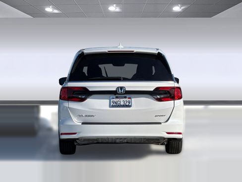 Used 2024 Honda Odyssey Sport image 9