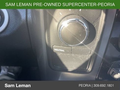 Used 2018 RAM 2500 Laramie w/ Sport Appearance Group AWD/4WD image 21