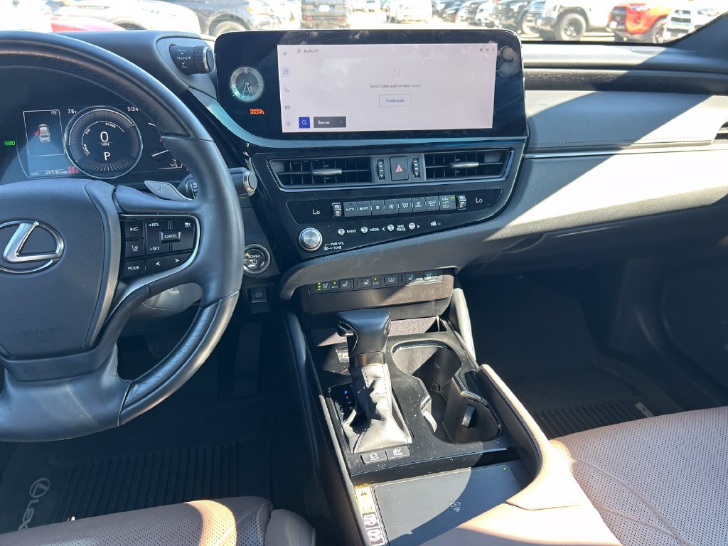 Used 2024 Lexus ES 300h w/ Technology Package FWD image 17