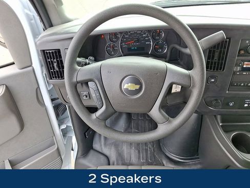 Used 2025 Chevrolet Express 2500 w/ Driver Convenience Package image 3
