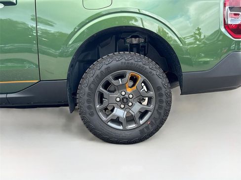 Used 2025 Ford Maverick Tremor image 31