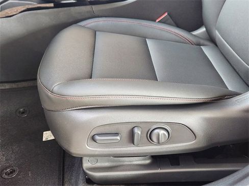 New 2026 Chevrolet Trax RS w/ Driver Confidence Package image 20