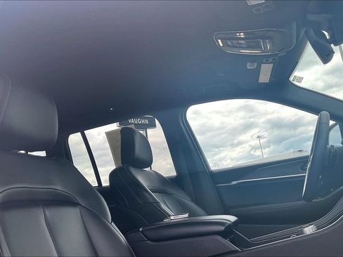 Used 2024 Jeep Grand Cherokee Limited RWD image 20