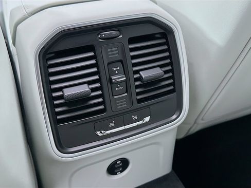 New 2026 Porsche Macan GTS AWD/4WD image 27