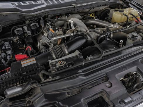 Used 2022 Ford F350 Limited image 60