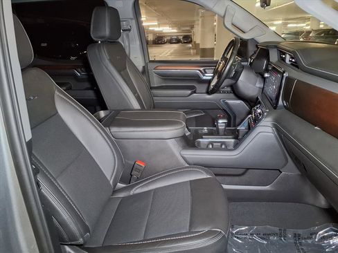Used 2024 GMC Sierra 1500 Denali w/ Technology Package image 24