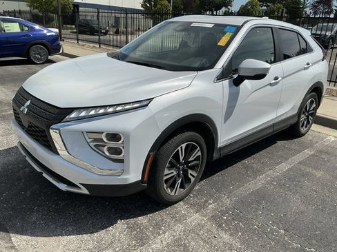 Used 2025 Mitsubishi Eclipse Cross SE AWD/4WD image 13