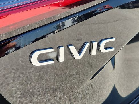 Used 2024 Honda Civic EX-L image 24
