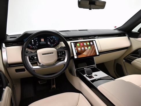 Used 2025 Land Rover Range Rover Long Wheelbase Autobiography image 29