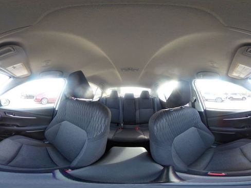 Used 2025 Toyota Camry LE image 38