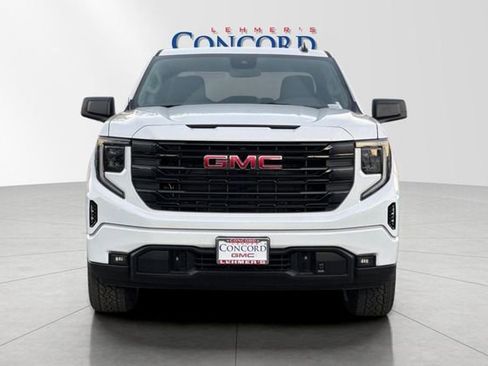 New 2026 GMC Sierra 1500 Elevation image 9