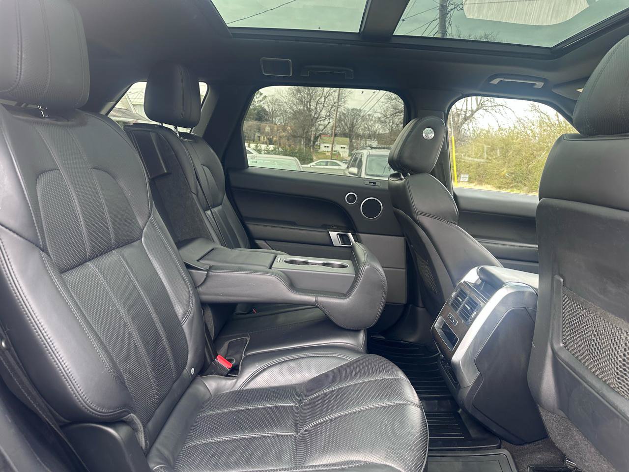 Used 2017 Land Rover Range Rover Sport HSE AWD/4WD image 17