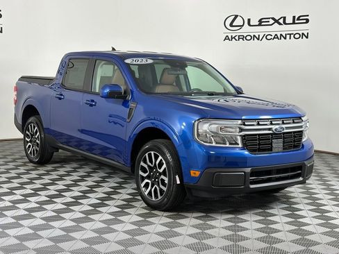 Used 2023 Ford Maverick Lariat w/ Lariat Luxury Package FWD image 2
