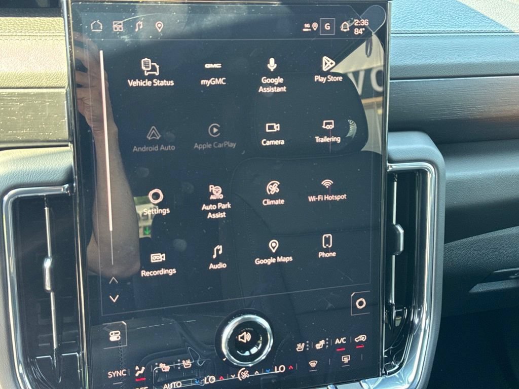 New 2026 GMC Yukon Denali w/ Denali Reserve Package AWD/4WD image 19