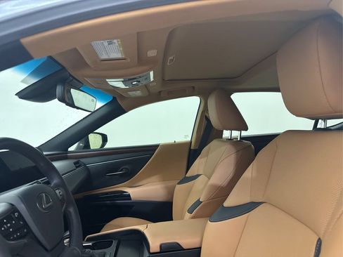 Used 2024 Lexus ES 350 w/ Premium Package FWD image 30