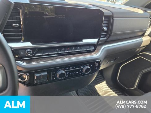 Used 2025 Chevrolet Silverado 2500 LT w/ Convenience Package AWD/4WD image 24