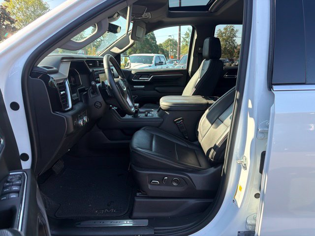 Used 2024 GMC Sierra 1500 Denali w/ Technology Package AWD/4WD image 18