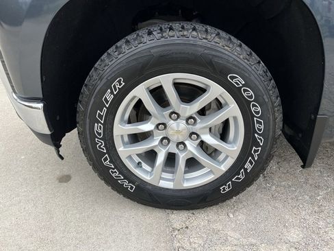 Used 2019 Chevrolet Silverado 1500 LT w/ All-Star Edition image 33